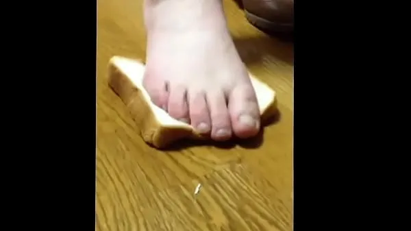내 영화가 새로 fetish】Bread food crush Barefoot