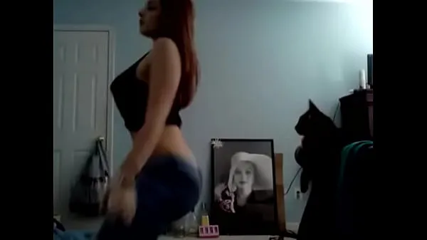 내 영화가 새로 Millie Acera Twerking my ass while playing with my pussy