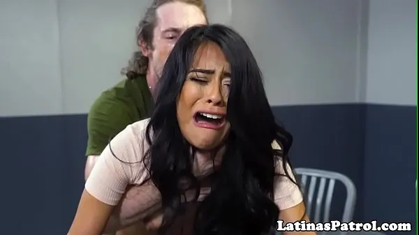 Novinky Latina immigrant sucks the US border patrol mojich filmoch