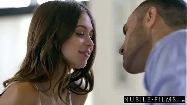میری فلموں NubileFilms - Girlfriend Cheats And Squirts On Cock نیا