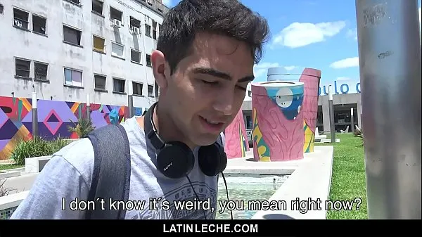 ¿Nuevas LatinLeche - Semental recto golpea a un chico latino lindo por dinero en efectivo mis películas