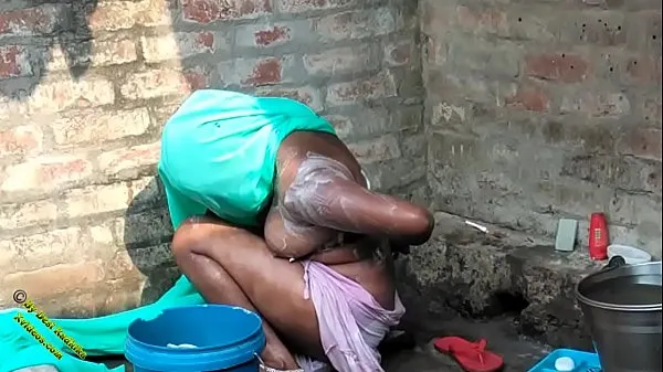 New Indian Outdoor Bath Video Porn In Hindi my Movies