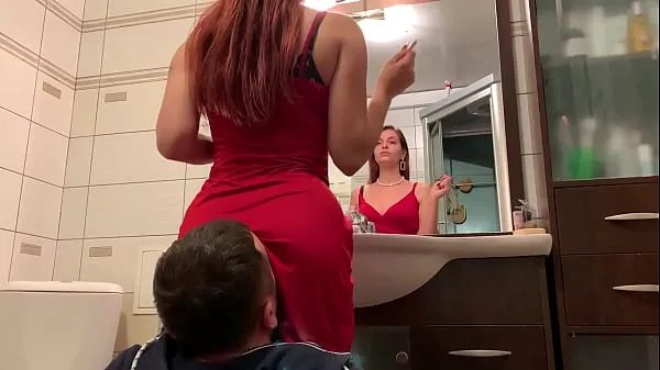 내 영화가 새로 Mistress Sofi in Red Dress Use Chair Slave - Ignore Facesitting Femdom (Preview