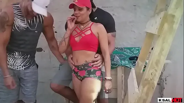 मेरी फिल्मों Ksal Hot and his friend Pitbull porn try to break into a house under construction to fuck, but the mosquitoes fucked with them नया