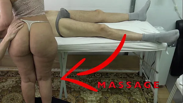 Νέα Maid Masseuse with Big Butt let me Lift her Dress & Fingered her Pussy While she Massaged my Dick ταινίες μου