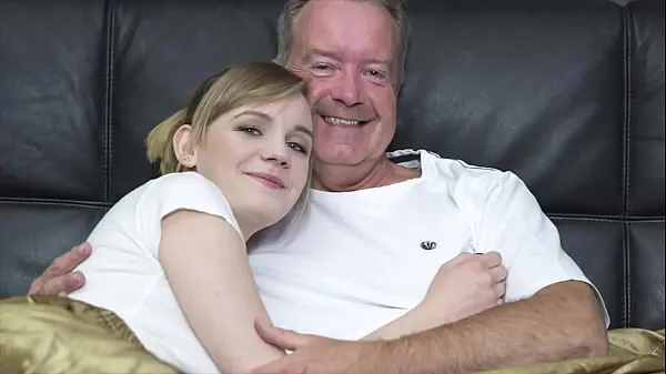 Novo Sexy blonde bends over to get fucked by grandpa big cock mojih filmih