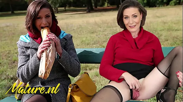 Nieuw French MILF Eats Her Lunch Outside Before Leaving With a Stranger & Getting Ass Fucked mijn films