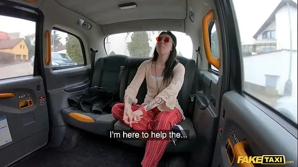 내 영화가 새로 Fake Taxi Hippy chick gets a big dick deep inside her pussy