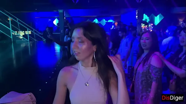 جديد Horny girl agreed to sex in a nightclub in the toilet أفلامي